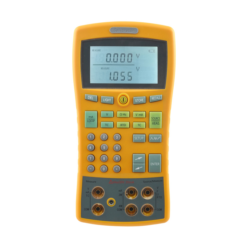 Signal Calibrator 0.075% high accuracy